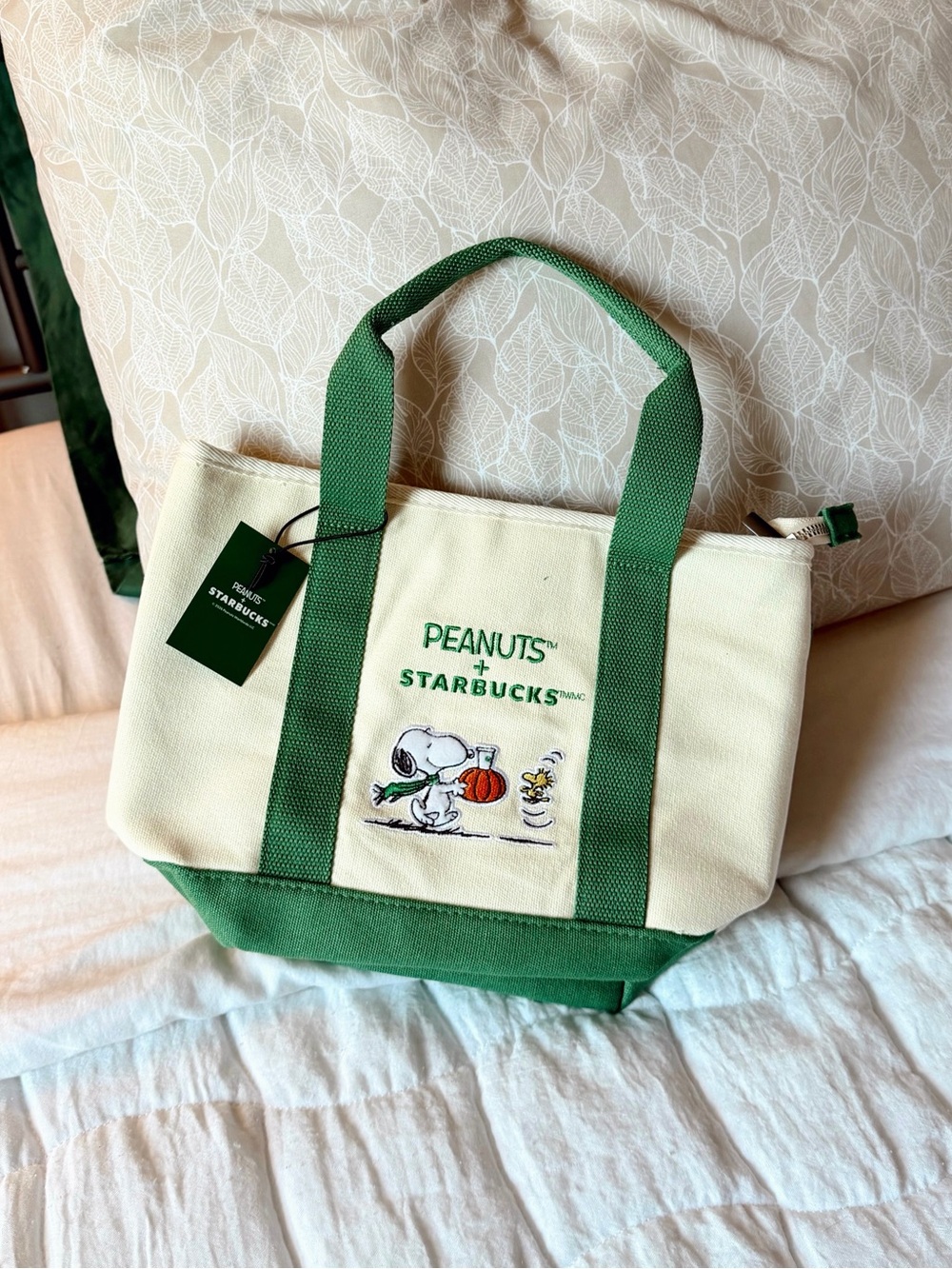 LIMITED EDITION Snoopy - Peanuts Canvas Tote